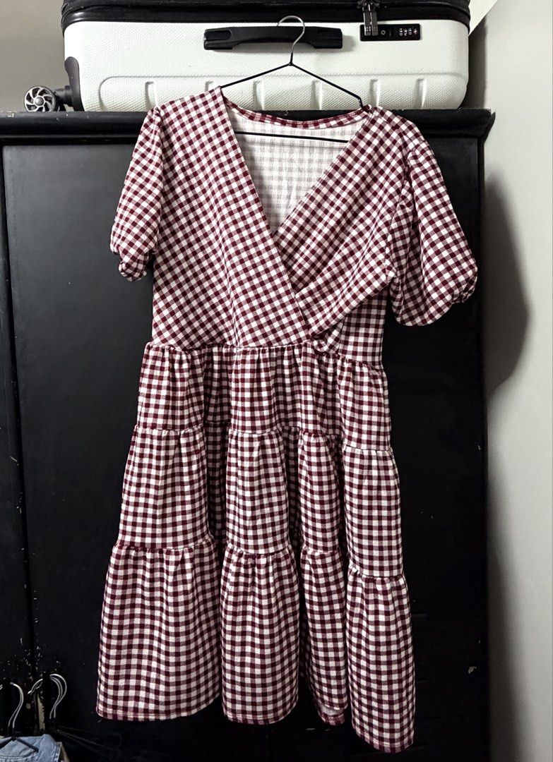 Plus size dresses (Category: Dresses) located in Tanza. Submitted by iamdhana (Listing ID 1467293914, Image 1). Description: Gingham Dress 150 Pink off shoulder dress 300 Green Dress 100 Take all for 450.