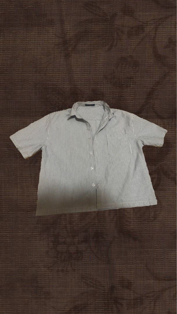 polo unisex (Category: Others Tops) located in Mabalacat. Submitted by rareflower.82ac1f (Listing ID 1467268241, Image 1). Description: .