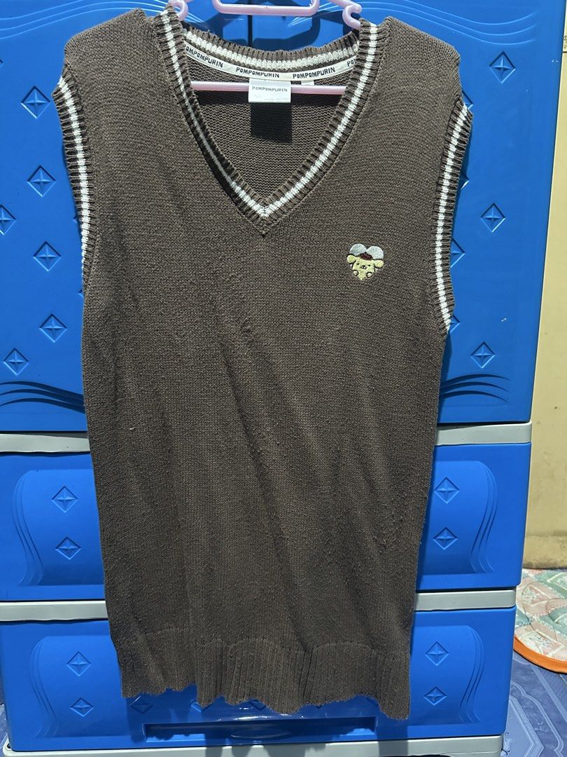 Pompompurin Brown Vest (Category: Coats, Jackets and Outerwear) located in Manila. Submitted by diarchived (Listing ID 1467353828, Image 1). Description: - Pompompurin collab special! - Size: LARGE (From Japan).