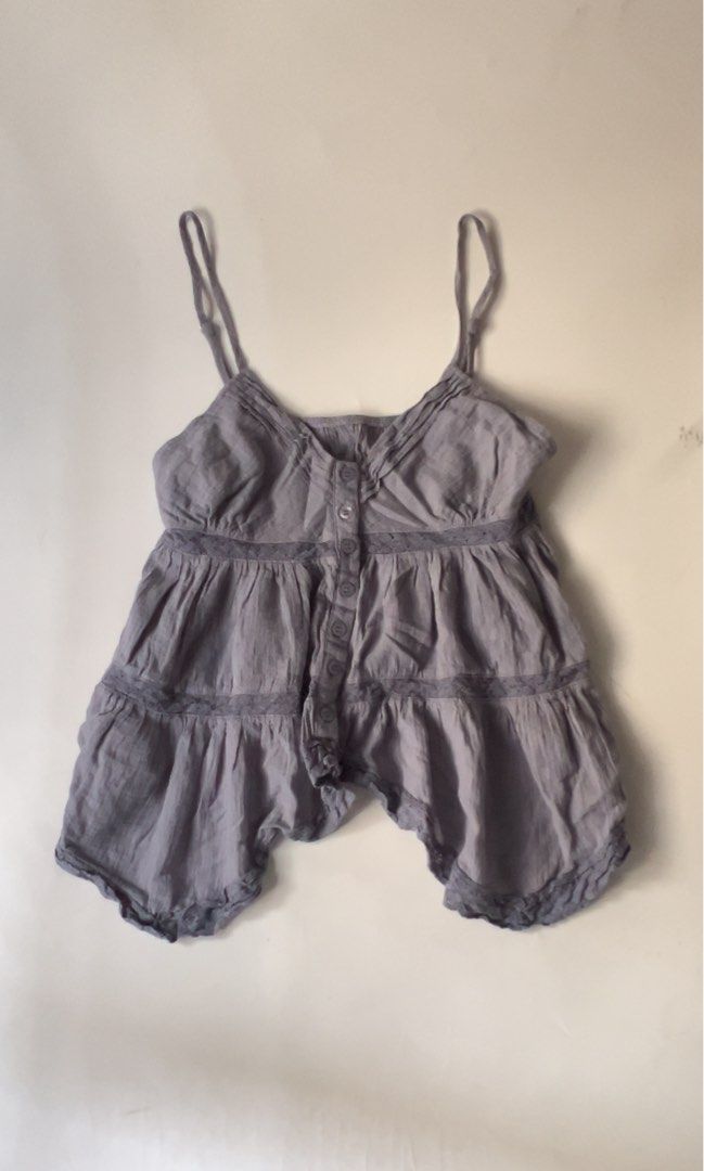 powder blue button lace top (Category: Sleeveless) located in Cainta. Submitted by baddieshop.mnl (Listing ID 1467195144, Image 1). Description: .