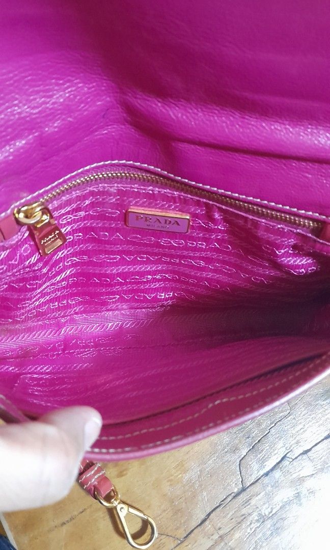 PRADA (Category: Luxury Bags & Wallets) located in Tayabas. Submitted by lizwyne24 (Listing ID 1467314554, Image 3). Description: PRADA 2 WAY.