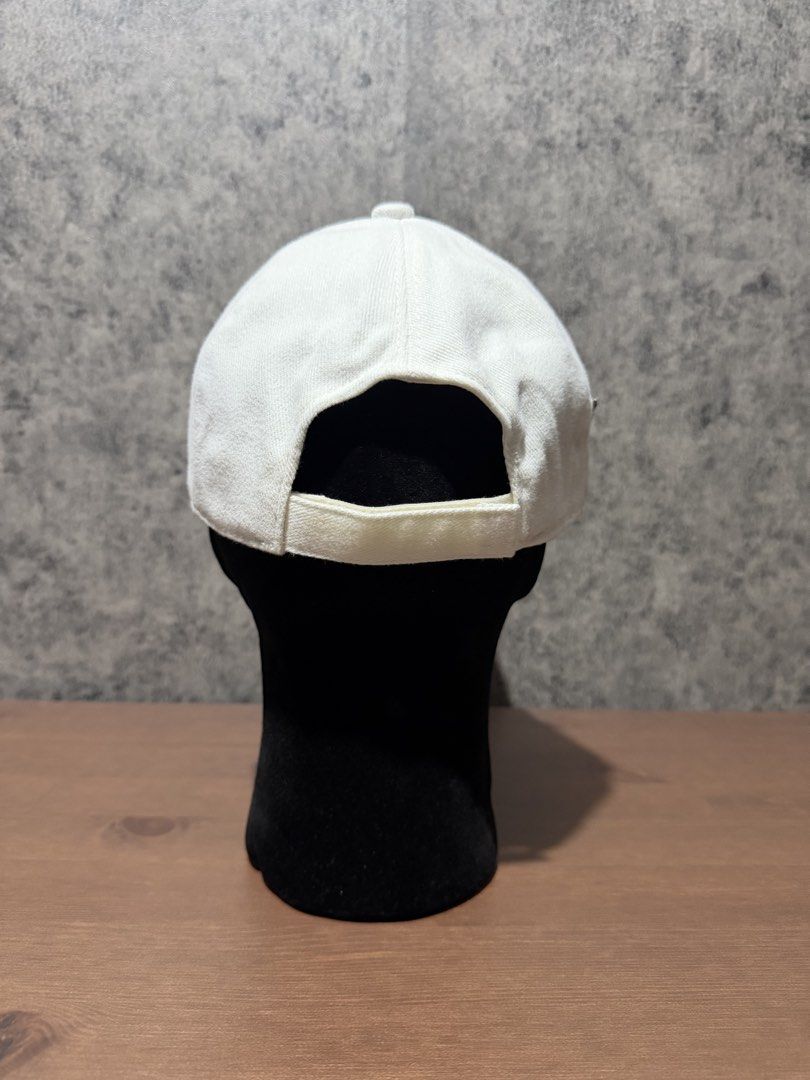 Prada - Side Triangle Logo White Cap (Category: Caps & Hats) located in Cavite. Submitted by commoncourtesy (Listing ID 1467322412, Image 3). Description: One size fits all.