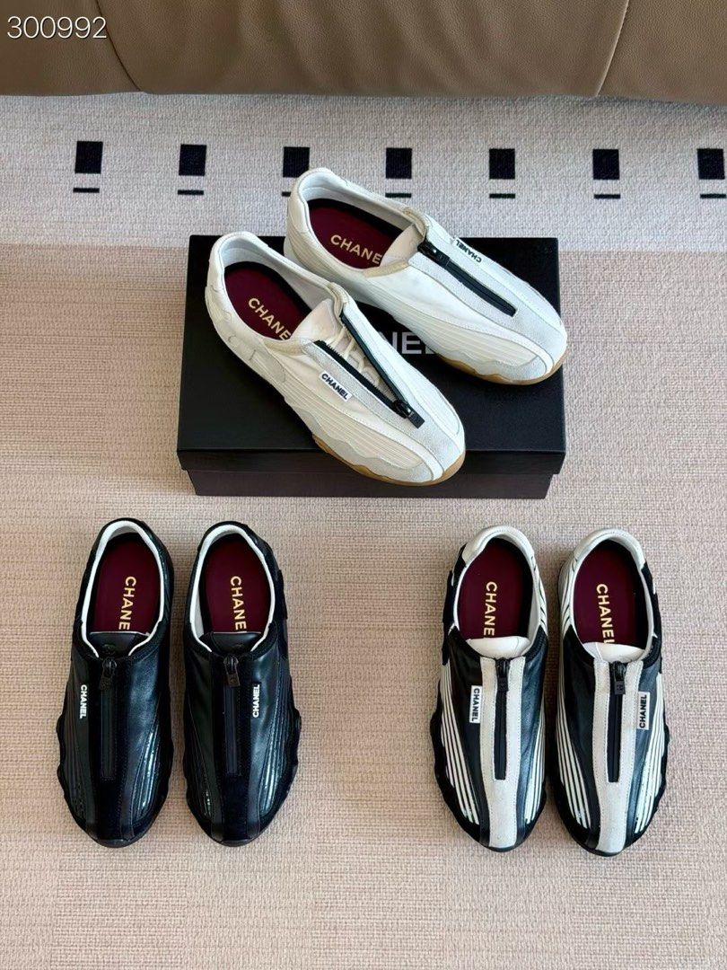 Pre order (Category: Sneakers & Footwear) located in Taytay. Submitted by prettypicks_1188 (Listing ID 1467274649, Image 2). Description: Size 35-42 Dm us for inquiries .