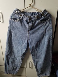 (Category: ) located in . Submitted by ceethruenial (Listing ID 1467311361, Image 1). Description: .