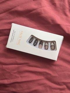 Press on nails, Beauty & Personal Care, Hands & Nails Accessories on ...
