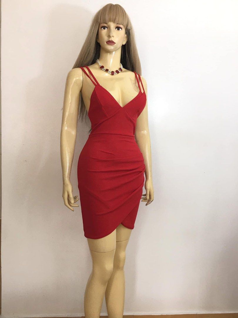 Prettylittlething red Bodycon minidress (Category: Dresses) located in Subic. Submitted by Rodsbestbuys (Listing ID 1467280234, Image 1). Description: Like new Red Dress Bodycon elegant party mini dress Size 10 Medium Polyster elastane .