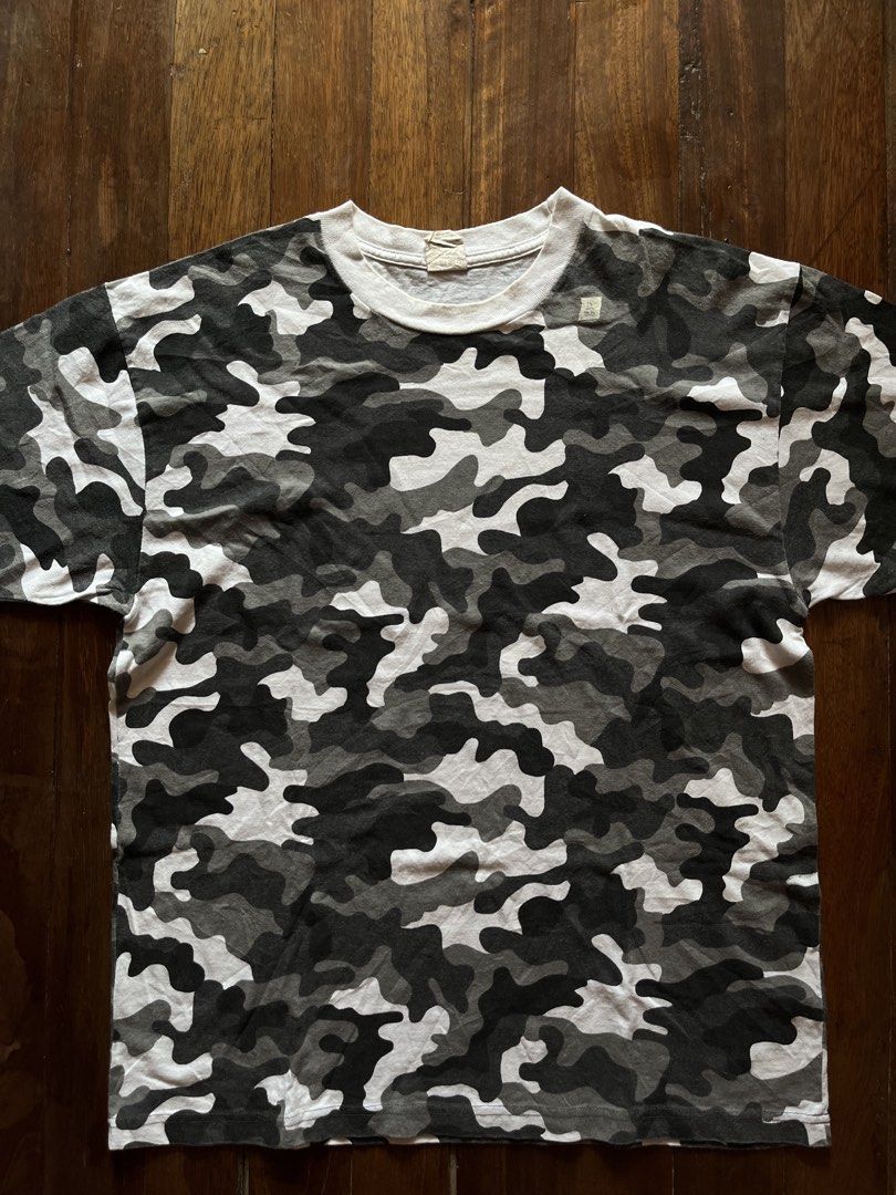 Pro Club Camo Shirt (Category: Tshirts & Polo Shirts ) located in Los Banos. Submitted by lootmeup (Listing ID 1467244181, Image 2). Description: Pro Club Camo Shirt Rothco vibes Size: Width: 22 Length: 28.5 Mine P400.