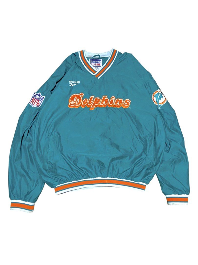 PRO LINE DOLPHINS (Category: Coats, Jackets and Outerwear) located in Manila. Submitted by da_plugv2 (Listing ID 1467292603, Image 1). Description: Nfl Pro line DOLPHINS XXL Dimes:28.5*28-28.5 No issue .