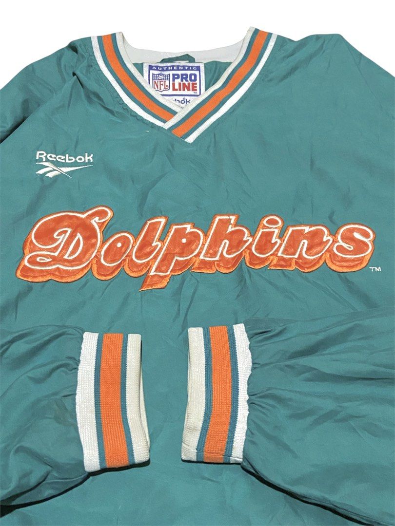 PRO LINE DOLPHINS (Category: Coats, Jackets and Outerwear) located in Manila. Submitted by da_plugv2 (Listing ID 1467292603, Image 3). Description: Nfl Pro line DOLPHINS XXL Dimes:28.5*28-28.5 No issue .