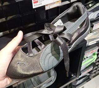 (Category: ) located in . Submitted by athirahaziz97 (Listing ID 1467296985, Image 1). Description: .
