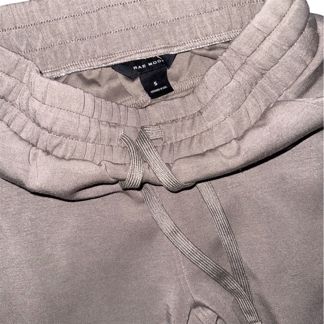 Rae Mode High Waist Lounge Pants (Category: Other Bottoms) located in San Narciso. Submitted by angels.attic21 (Listing ID 1467245320, Image 3). Description: - Brand/Model: Rae Mode lounge pants - Color: Versatile taupe grey - Size: Small (fits waist 23" - 30", length 41") - Features: High waisted, elastic drawstring waistband, and handy side pockets. very comfyyy - Fit: Relaxed wide leg silhouette for maximum all-day comfort - Condition/Use: Gre