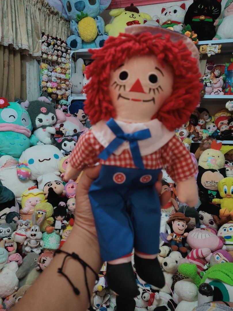 Raggedy Andy Plushie (Category: Plushies & Soft Toys) located in Antipolo. Submitted by bhabiegraciefashionlab (Listing ID 1467333816, Image 1). Description: ✨Raggedy Andy Plushie 🇯🇵Authentic From Japan 📸Actual Photos posted, what you see is what you'll get 😍Perfect for Collectors or for gifting 💸MOP 👉🏻Gcash /Maribank/GoTyme 🚚MOD 👉🏻J&T / Lalamove ❌NO FREE Sf (sf is paid by the buyer) ❌NO COD 👥Meet up sa malapit pwede or Pick up nyo pwe