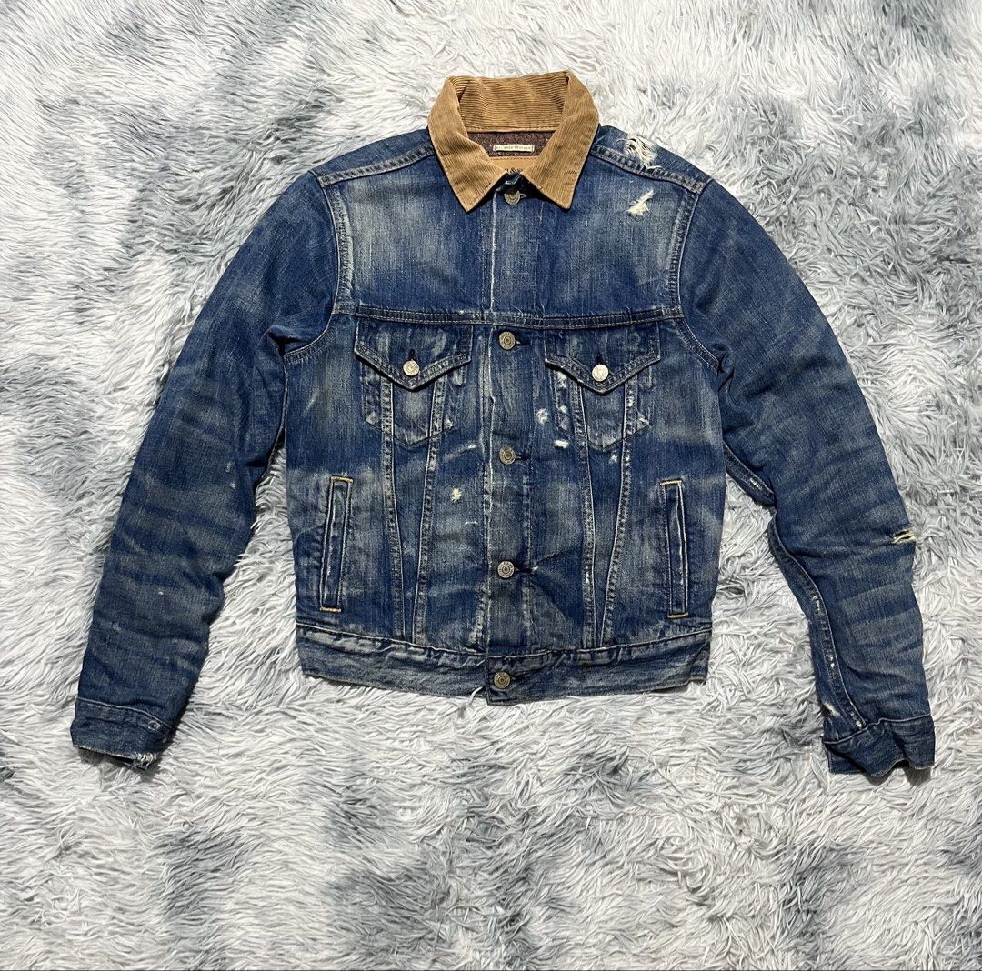 Ralph Lauren Blanket Limed Distressed Denim Jacket (Category: Coats, Jackets and Outerwear) located in Sasmuan (Sexmoan). Submitted by winterclothes.ph (Listing ID 1467331151, Image 1). Description: Ralph Lauren Blanket Limed Distressed Denim Jacket XS on tag Width 17 Length 21 Verygood Condition Issue check last pic.