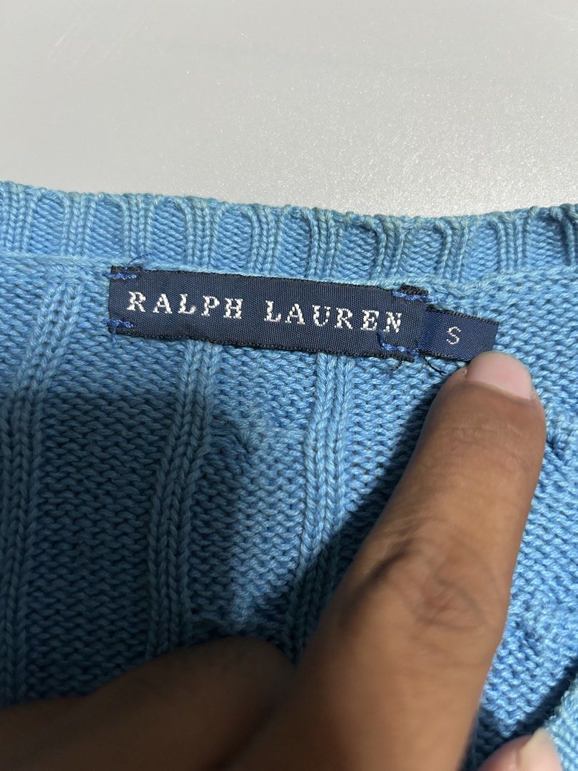 Ralph lauren cable knit womes (authentic) (Category: Others Tops) located in Trece Martires City. Submitted by flip_flips (Listing ID 1467333330, Image 3). Description: Ralph lauren cable knit womes (authentic) -Small on tag -Dimes: 18 width 22 length -Excellent condition -9.3/10 color rate -issue: none.