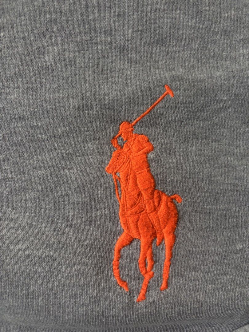 Ralph Lauren Hoodie (Category: Hoodies) located in San Pedro. Submitted by kil.laguna (Listing ID 1467209004, Image 2). Description: XL Excellent condition.