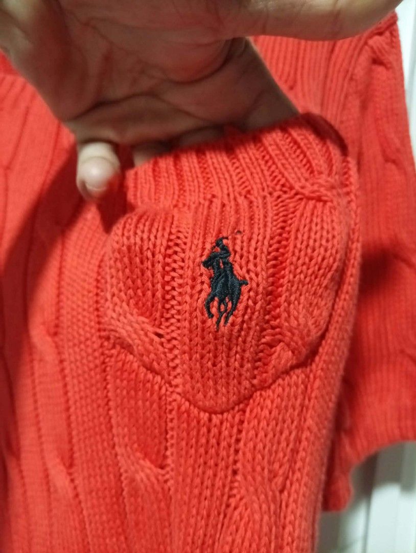 Ralph Lauren Womens Cable Knitted with pocket ( Authentic ) (Category: Shirts) located in Barotac Nuevo. Submitted by john.pritz (Listing ID 1467329538, Image 3). Description: Ralph Lauren Womens Cable knitted With pocket ( Authentic ) Like new condi no issue Size large on tag Width 15 to stretch 22 pasok Length 25.