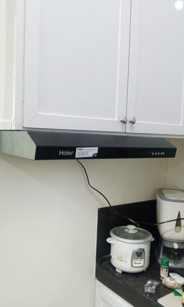 Rangehood (Brand new) (Category: Other Home Appliances) located in Manila. Submitted by mackieboy_756 (Listing ID 1467210700, Image 1). Description: 🔥Brand new unit ➡️1year warranty/reciept ➡️Free installation ➡️Cash on delivery ➡️Pick up/Lalamove/Grab.