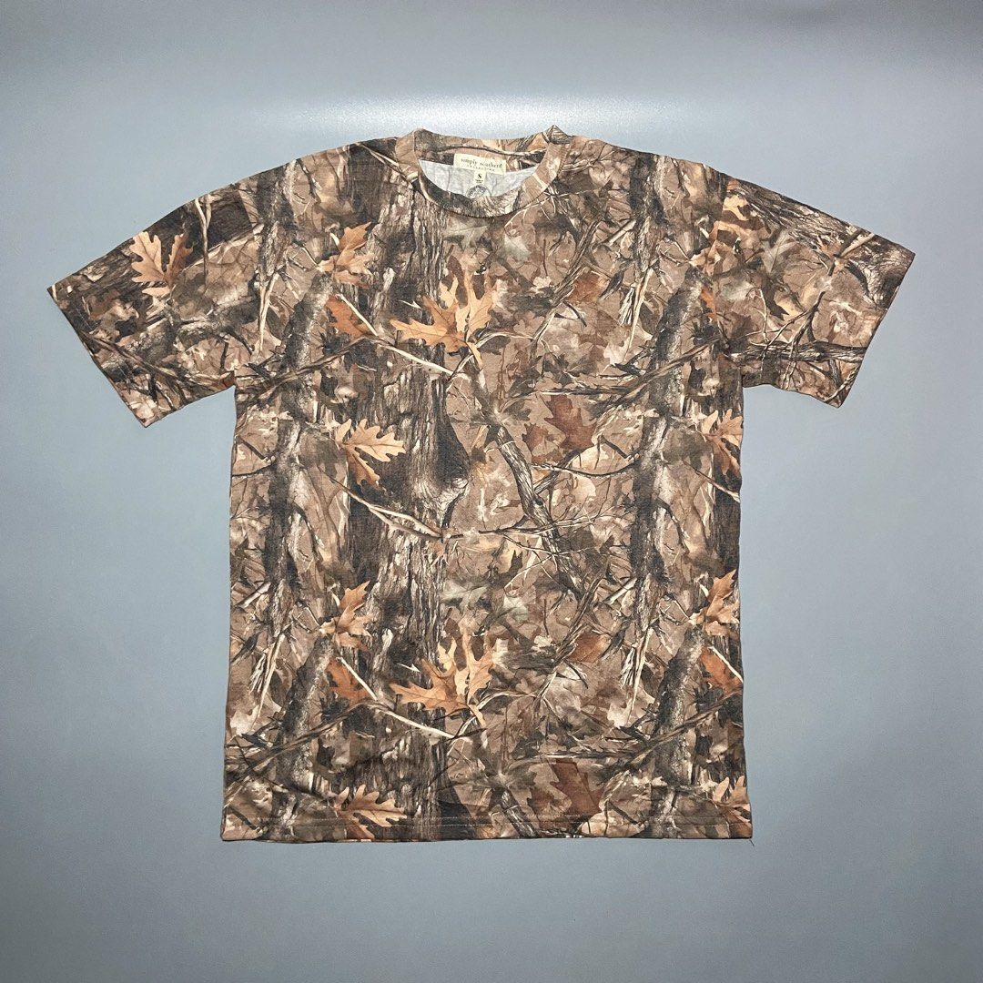 Realtree Tee Aop (Category: Tshirts & Polo Shirts ) located in Legazpi City. Submitted by luxrystreet (Listing ID 1467237065, Image 1). Description: ▪️ RealTree Tee Aop ▪️WIDTH: 20.5 ▪️LENGTH: 27 ▪️COLOR RATE: 9/10 Or better ▪️COLOR MAY VARY DUE TO LIGHTING ▪️MANAGE YOUR EXPECTATIONS CAN PROVIDE OTHER PICTURES UPON REQUEST ISSUE(S): NONE.