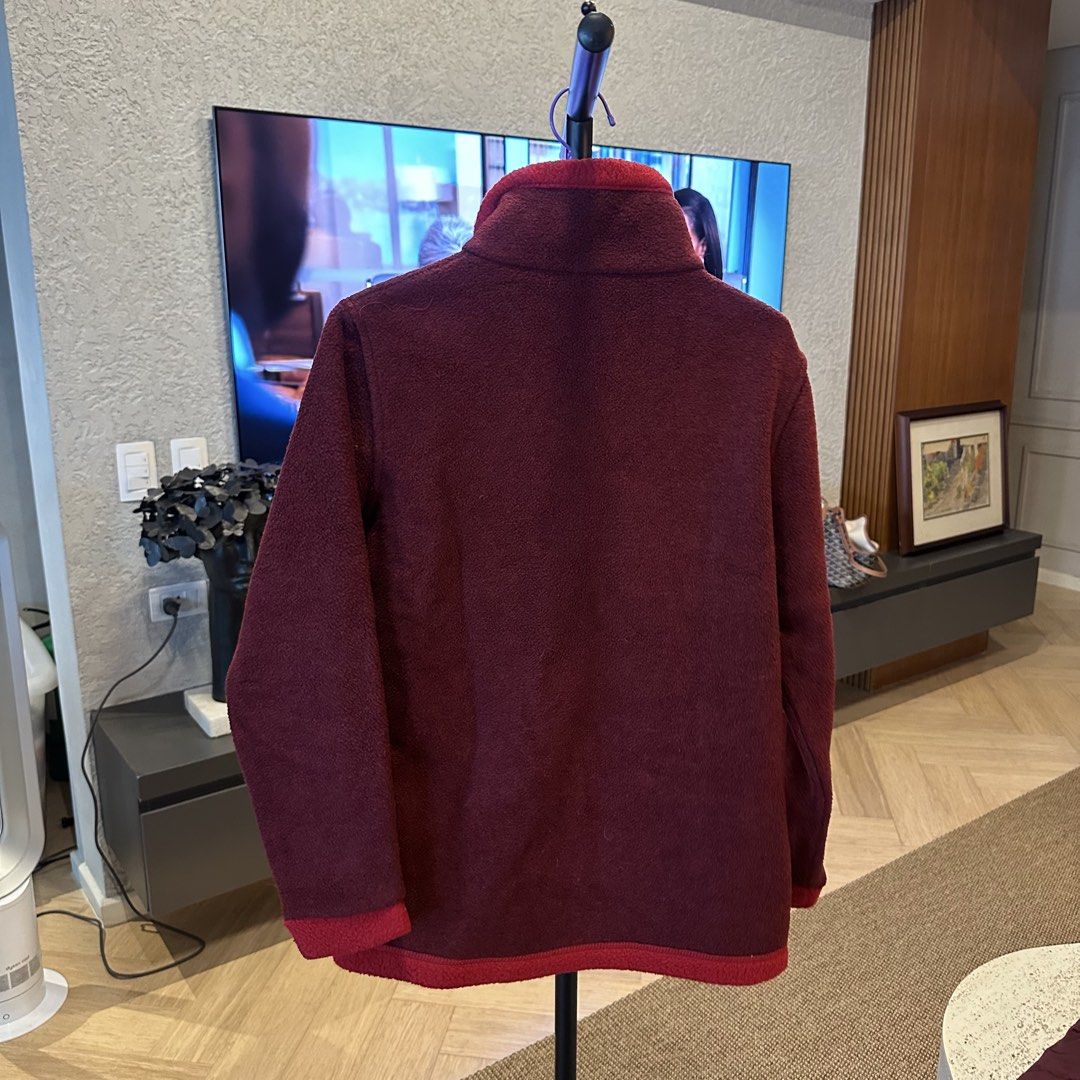 Red fleece jacket (Category: Coats, Jackets and Outerwear) located in Pasig City. Submitted by ynahperez (Listing ID 1467308765, Image 3). Description: Fits up to S/M.