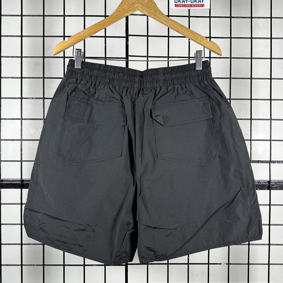 RHUDE SHORTS (Category: Shorts) located in Talavera. Submitted by puppyinsane (Listing ID 1467344560, Image 2). Description: AVAILABLE MEDIUM/LARGE SIZE AUTHENTIC&BRAND NEW MEDIUM WAIST: 15 LENGTH: 17.5 LARGE WAIST: 16 LENGTH: 18 .