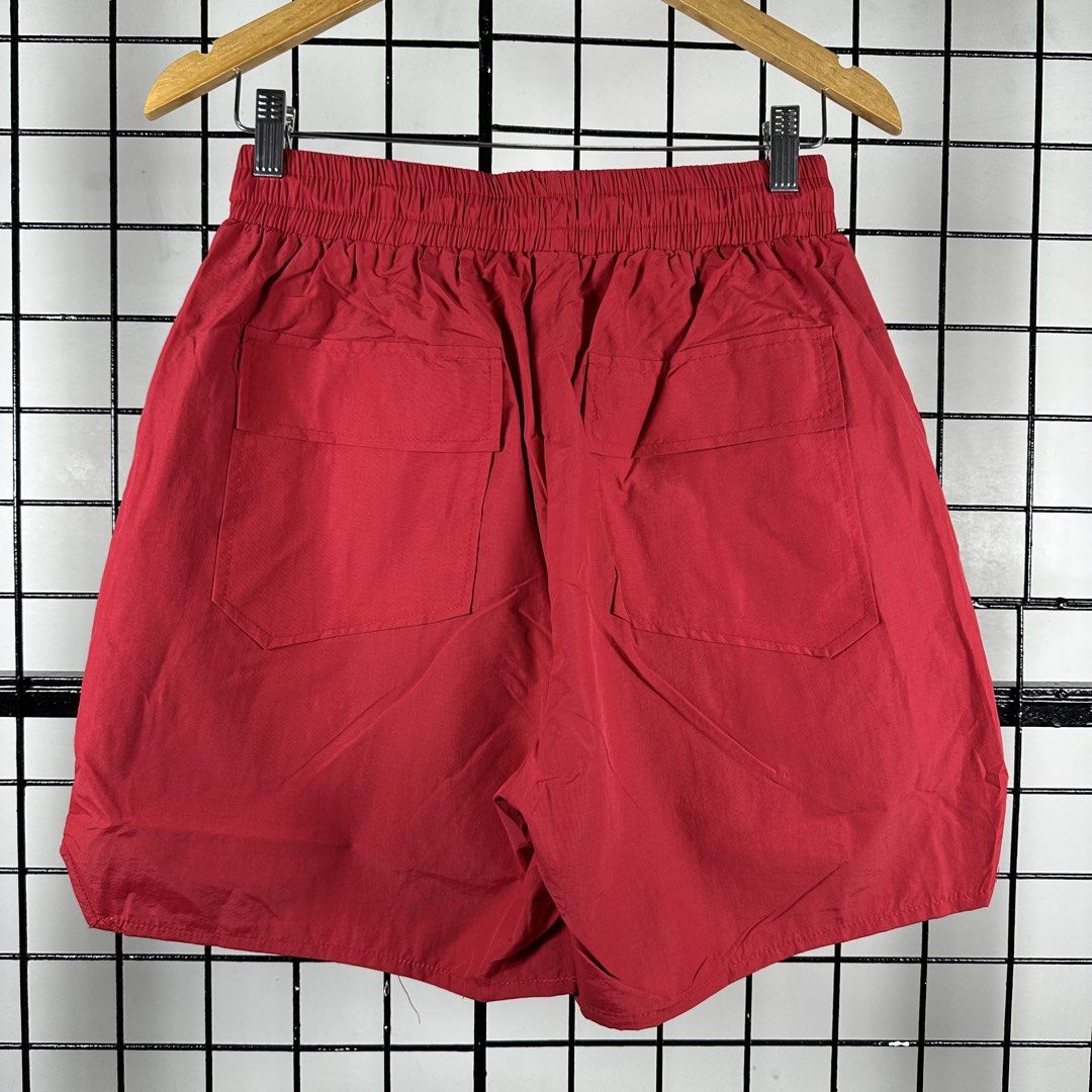 RHUDE SHORTS (Category: Shorts) located in Talavera. Submitted by puppyinsane (Listing ID 1467344932, Image 2). Description: AVAILABLE MEDIUM/LARGE SIZE AUTHENTIC&BRAND NEW MEDIUM WAIST: 15 LENGTH: 17.5 LARGE WAIST: 16 LENGTH: 18 .