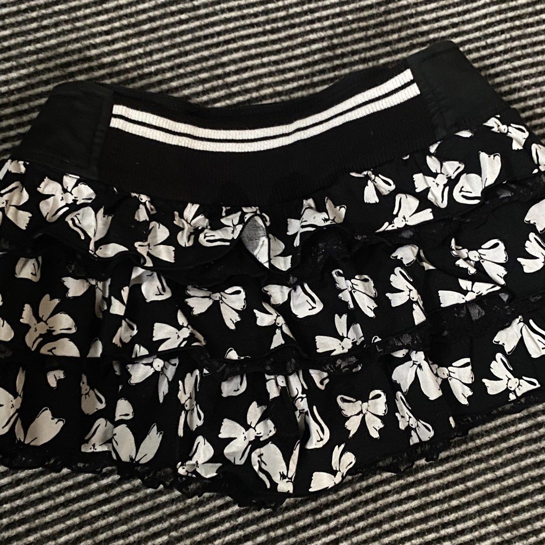 ribbon lace-layered mini skirt (Category: Skirts) located in Manila. Submitted by isellgoodshi (Listing ID 1467245036, Image 3). Description: aize: 33cm (wl) , 26cm l semi garterized sa back part (can stretch) best fit for m-semi l with safety shorts.