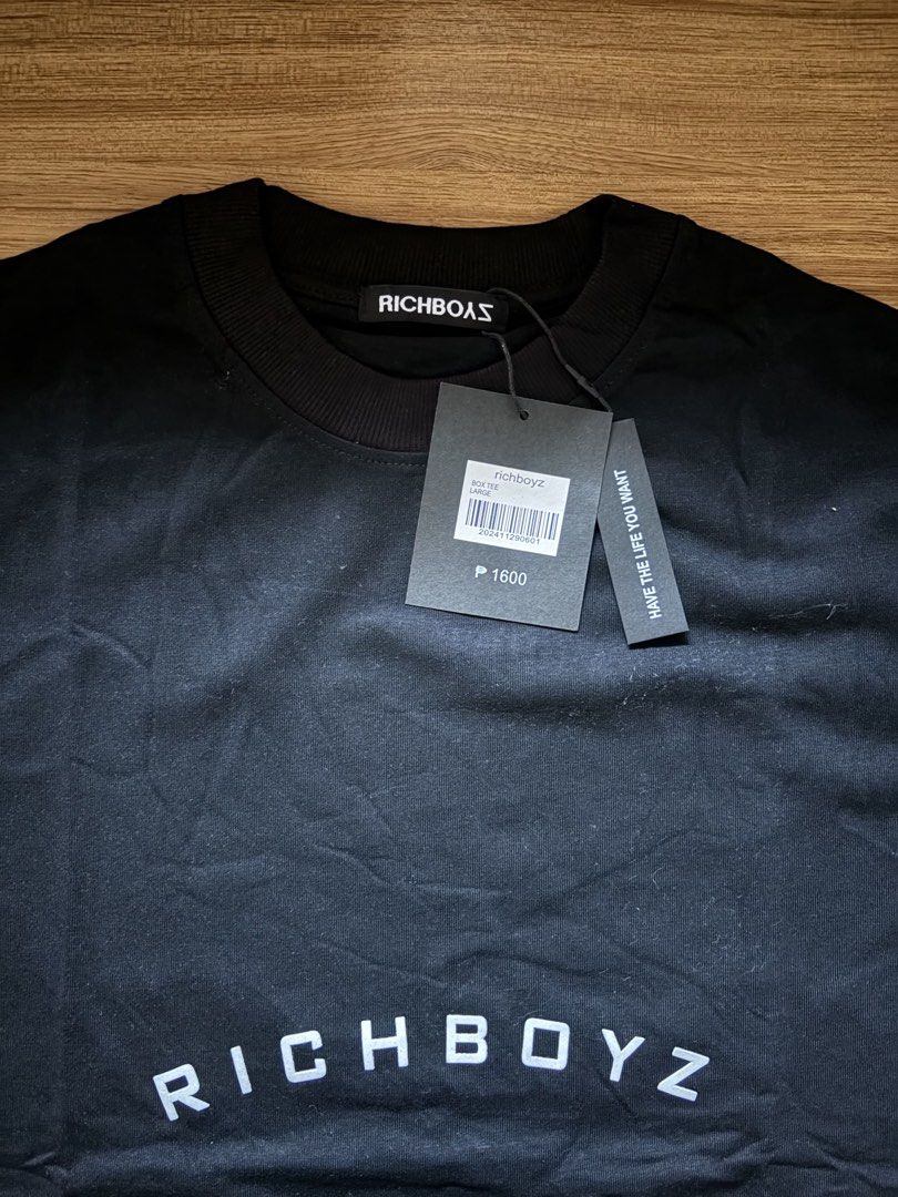 Richboyz Tee Shirt (Category: Tshirts & Polo Shirts ) located in San Pedro. Submitted by nikkiabc.777 (Listing ID 1467226031, Image 2). Description: Richboyz Black Tee Shirt - size: large - brandnew; with ziplock and tag - thick fabric - with tag price ₱1,600 - can be unisex .