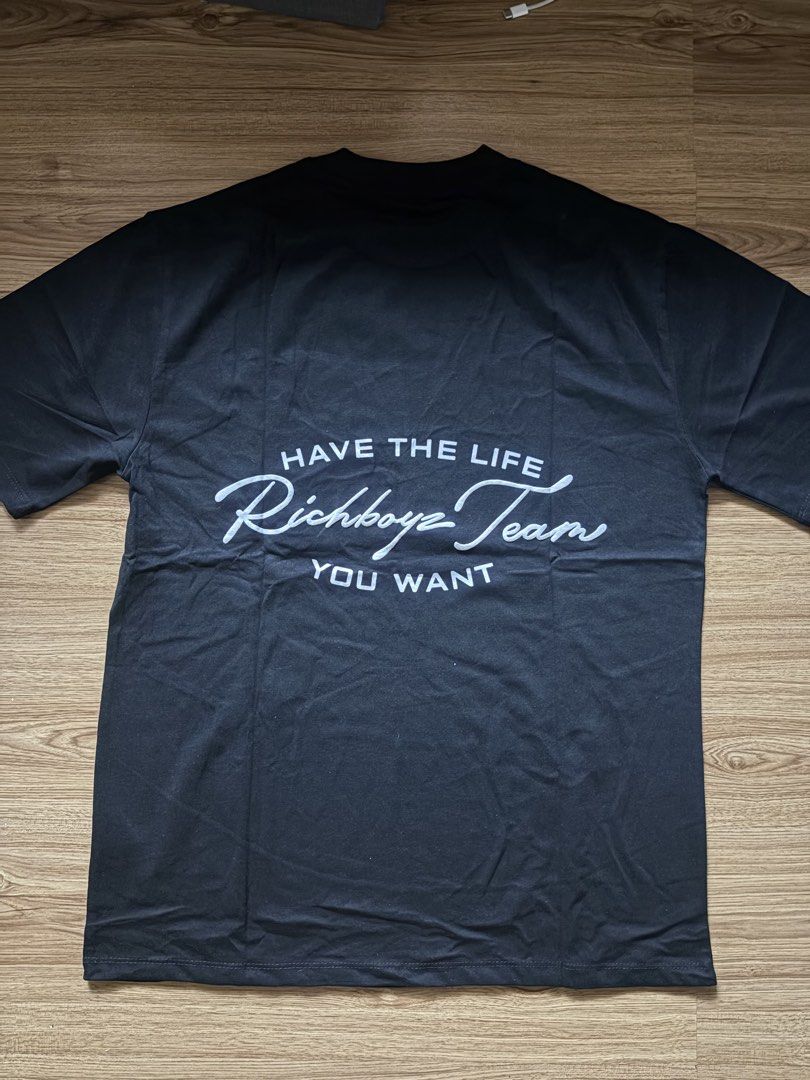 Richboyz Tee Shirt (Category: Tshirts & Polo Shirts ) located in San Pedro. Submitted by nikkiabc.777 (Listing ID 1467226031, Image 3). Description: Richboyz Black Tee Shirt - size: large - brandnew; with ziplock and tag - thick fabric - with tag price ₱1,600 - can be unisex .