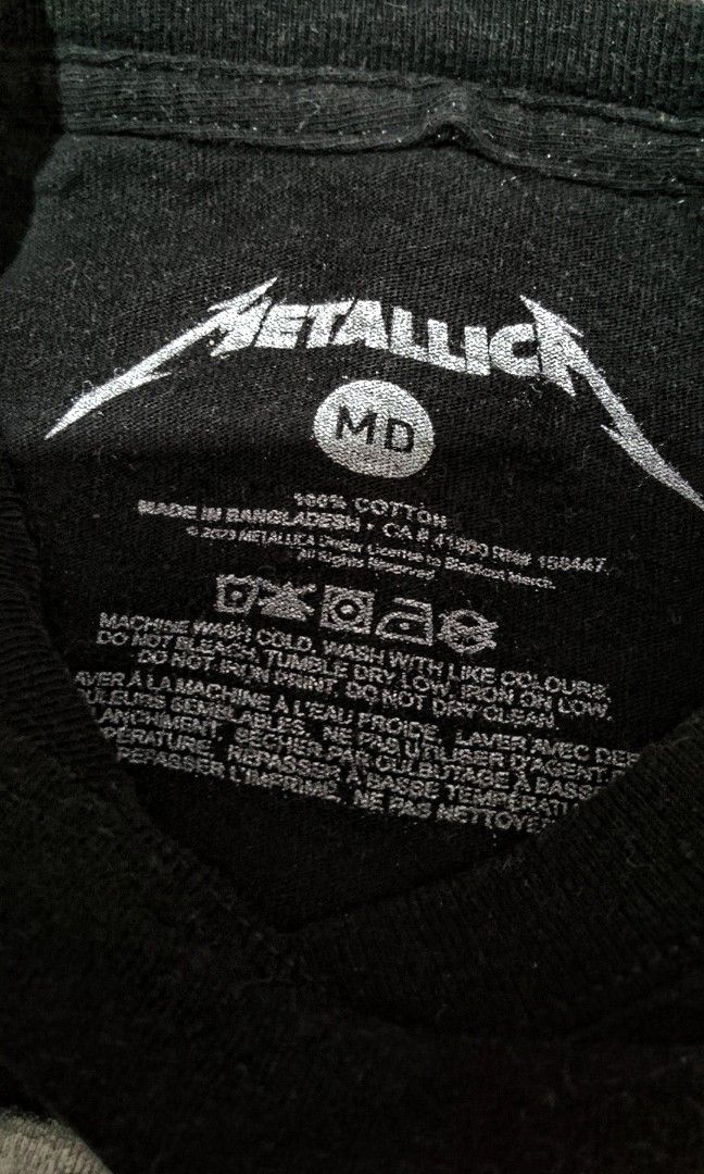 "Ride The Lightning" Metallica Longsleeve (Category: Hoodies) located in Caloocan City. Submitted by lirilarp (Listing ID 1467345634, Image 3). Description: -Thrifted item -Some cracks on print -no issues so far -Sized medijm.
