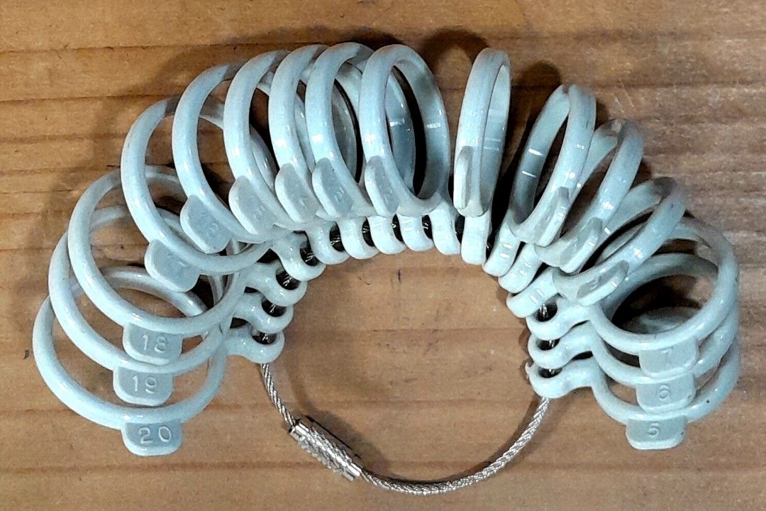 Ring Sizer Gauge (Category: Vintage Collectibles) located in Las Pinas. Submitted by 84vintage (Listing ID 1467263637, Image 2). Description: Ring sizer gauge (or ring gauge) used to measure finger and ring sizes. Sizes from 5 to 20. Actual photos posted. Please examine them carefully as they are part of the description. --📌 MUST READ Before Dealing with us 📌-- ⚠️Price is posted. No lowballs please. ⚠️Vintage items are only sold As Is Where Is.