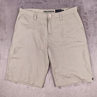 (Category: ) located in . Submitted by uniclothing (Listing ID 1467178362, Image 1). Description: .