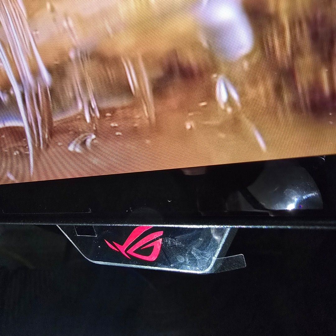 ROG XG27AQWMG (Category: Monitor Screens) located in Manila. Submitted by artic1212 (Listing ID 1467162171, Image 3). Description: [SELLING] ROG XG27AQWMG Bought from iTech SM North Edsa Receipt intact (dated Sep2026) 3yrs local warranty Inclusions: box, receipt and all accessories All accessories unused including all cables, desktop mount, even the addt'l rog stickers RFS: upgrade to bigger monitor Test on pickup preferred or video call if malay