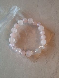 (Category: ) located in . Submitted by simplygem (Listing ID 1467175319, Image 1). Description: .