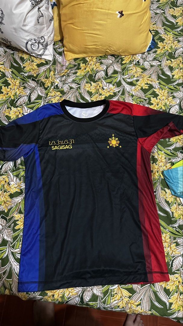 RUNNING SINGLETS (Category: Activewear) located in Manila. Submitted by urban-vintage_2 (Listing ID 1467224637, Image 2). Description: FOR SALE RUNNING JERSEYS CAN SHIP VIA LALAMOVE OR J&T ( NO COD ) PAYMENT FIRST LOC: PASIG CITY SMALL - 7 ELEVEN - RACE FOR LIFE - RUN BGC MEDIUM - TAKBO PARA SA PELIKULANG PILIPINO - PBA - SAGISAG 300 EACH.