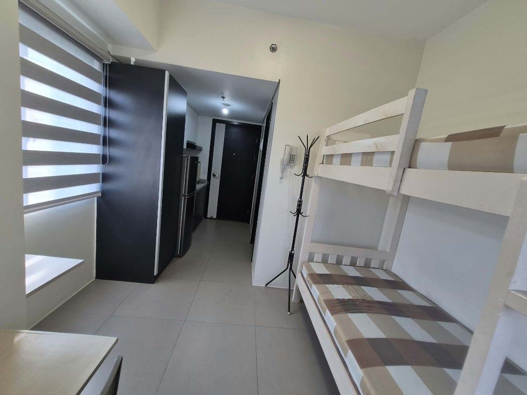 Sale or Rent Southkey Studio Unit (Category: Apartments & Condos) located in Las Pinas. Submitted by jesus1smysavi0r (Listing ID 1467214285, Image 2). Description: Fully furnished.