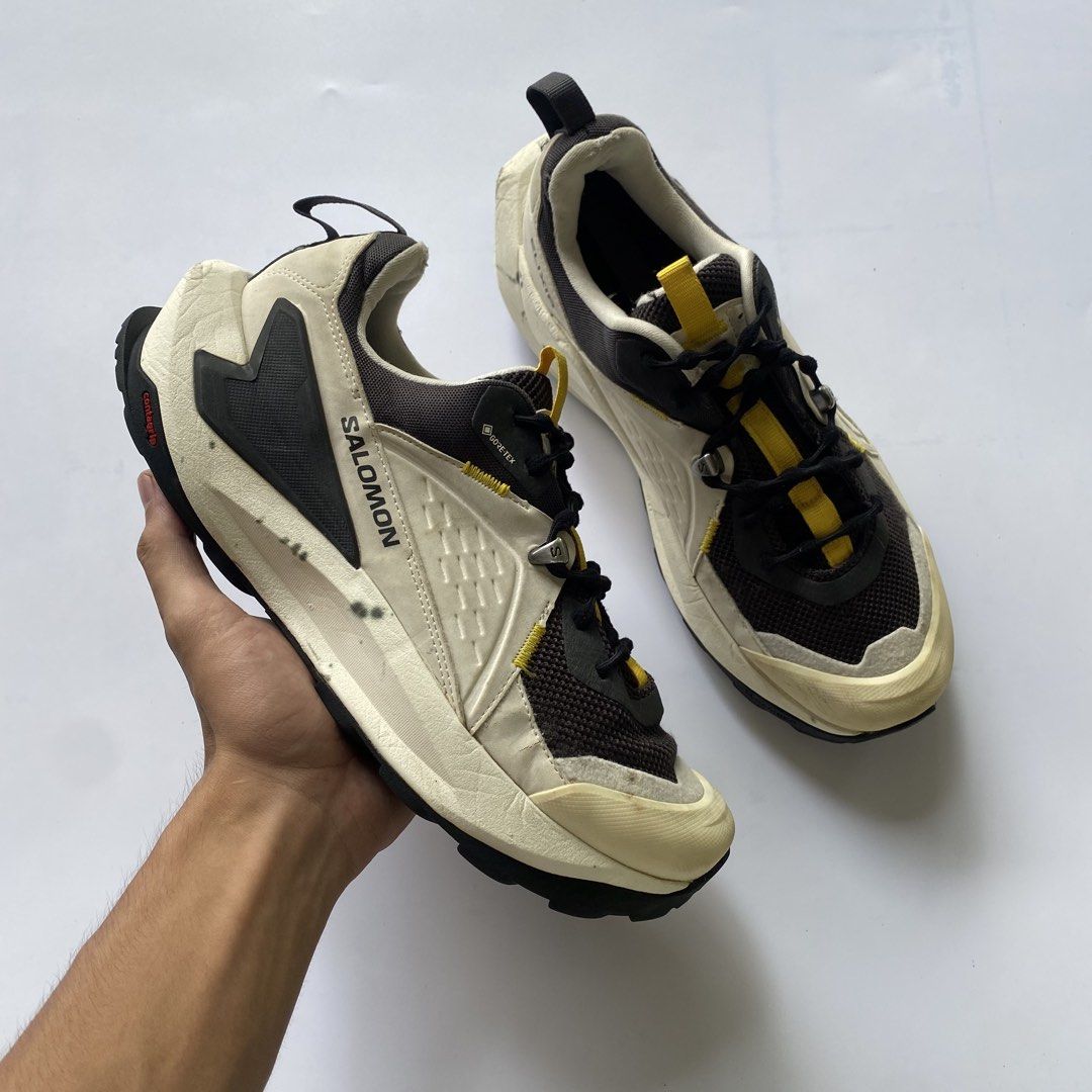 Salomon Elixir GTX (Category: Sneakers) located in Manolo Fortich. Submitted by thriftstr.co (Listing ID 1467227065, Image 2). Description: Sālomon Elixir GTX 8 US / 41.5 EU / 26 CM Very Good Condition Minor Stains Free shipping .