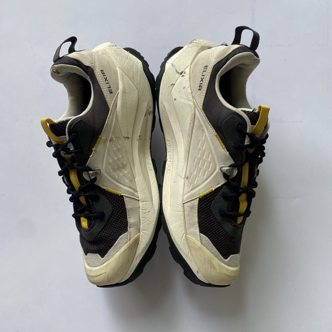 Salomon Elixir GTX (Category: Sneakers) located in Manolo Fortich. Submitted by thriftstr.co (Listing ID 1467227065, Image 3). Description: Sālomon Elixir GTX 8 US / 41.5 EU / 26 CM Very Good Condition Minor Stains Free shipping .