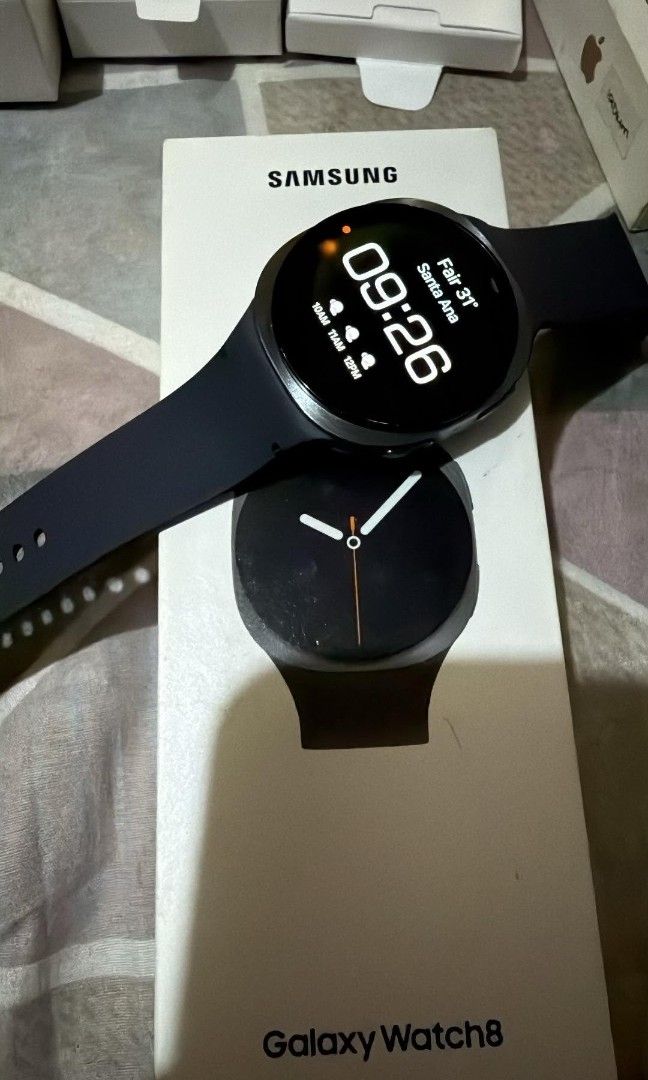 SAMSUG WATCH 8 (Category: Wearables & Smart Watches) located in Antipolo. Submitted by nelsonlee171831 (Listing ID 1467262353, Image 2). Description: .