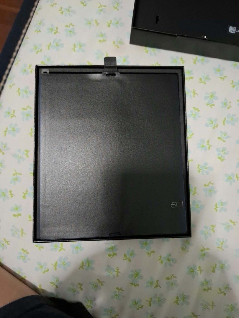 Samsung Fold 6 256GB (Category: Samsung) located in Paranaque City. Submitted by iloveflowers888 (Listing ID 1467191641, Image 2). Description: - Model: Samsung Galaxy Z Fold 6 - Storage Capacity: 256GB - Condition: Like new / Excellent - Included: Original box and Spigen Glas.tR EZ Fit screen protector pack - Meetup Location: Alabang Town Center (ATC), Muntinlupa City -Lady owned -No history of repairs -Local ph phone -negotiable for serious buy