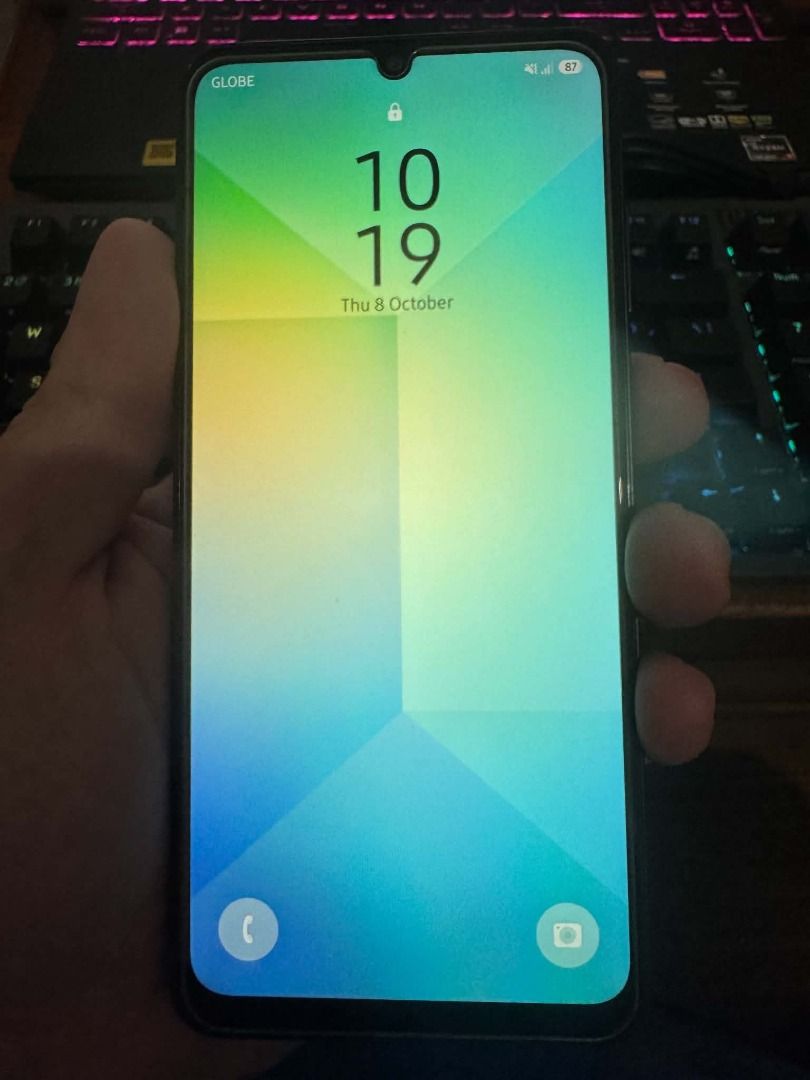 Samsung Galaxy A06 5G (128GB) (Category: Samsung) located in Quezon City. Submitted by lovepinkretailshop (Listing ID 1467286706, Image 2). Description: 📱 FOR SALE: Samsung Galaxy A06 5G (128GB) 🔥 RUSH PRICE: ₱3,999 ONLY! 🔥 SPECS: • 128GB Storage • 4GB RAM • 6.7" HD+ Display • MediaTek Dimensity 6300 5G • 5000mAh Battery • 50MP Main Camera | 8MP Selfie Camera • 5G Ready 📶 • No hidden repair or Issue • Still under service warranty INCLUSIONS: 