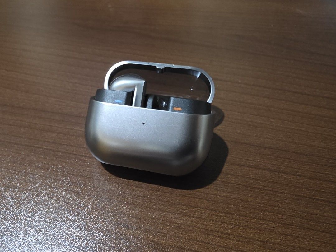 Samsung Galaxy Buds 3 (LEFT BUD AND CHARGING CASE ONLY) (Category: Earphones) located in Camalig. Submitted by kyoudayo (Listing ID 1467299631, Image 1). Description: Samsung Galaxy Buds 3 missing right earbud used for a week, lost the other earbud and now just stuff in storage RFS: Just random stuff.
