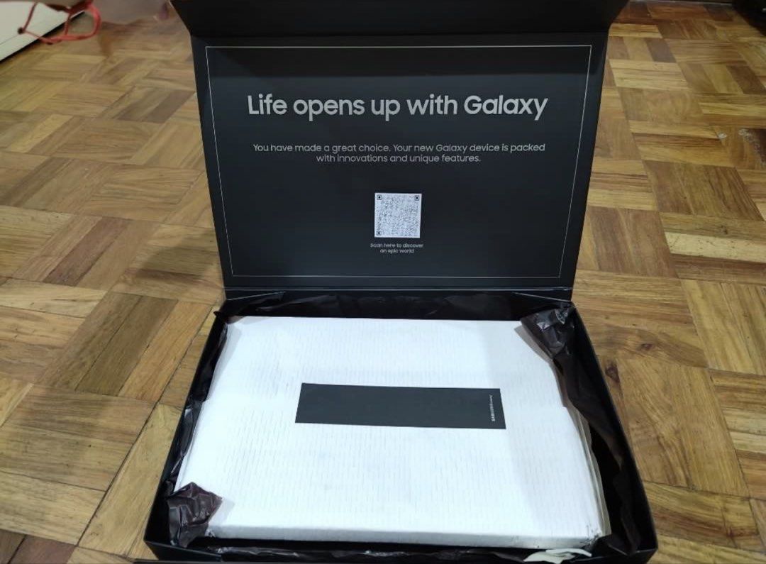 Samsung Galaxy tab s9+ bundle (Category: Android) located in Mati. Submitted by rk_finds (Listing ID 1467264793, Image 2). Description: Unsealed SAMSUNG GALAXY TAB S9+ bundle Keyboard slim (english/arabic) Original Accessories -Ideal for productivity and entertainment -Bought from the official Samsung shop in UAE -Used few times only -with tempered glass -No scratches (100% smooth) -Expired warranty -No hidden issues -256 gb RFS: I rarely use it 