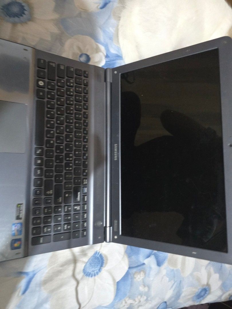 Samsung laptop used (Category: Laptops & Notebooks) located in Caloocan City. Submitted by casperjaspertanyam (Listing ID 1467276429, Image 1). Description: .