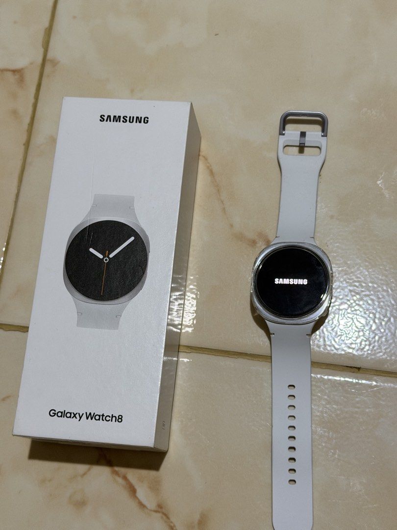 Samsung Watch 8 (Category: Wearables & Smart Watches) located in Calbayog City. Submitted by fastdeer.aa716e (Listing ID 1467231841, Image 2). Description: Good as new Walang issue po .