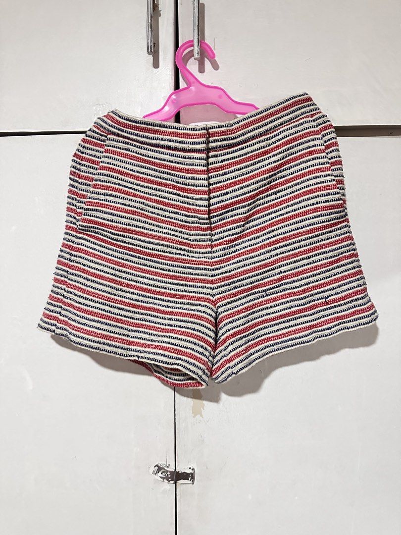 Sandro Paris Striped Tweed Shorts (Category: Shorts) located in Baguio. Submitted by misty_dae (Listing ID 1467175175, Image 2). Description: .
