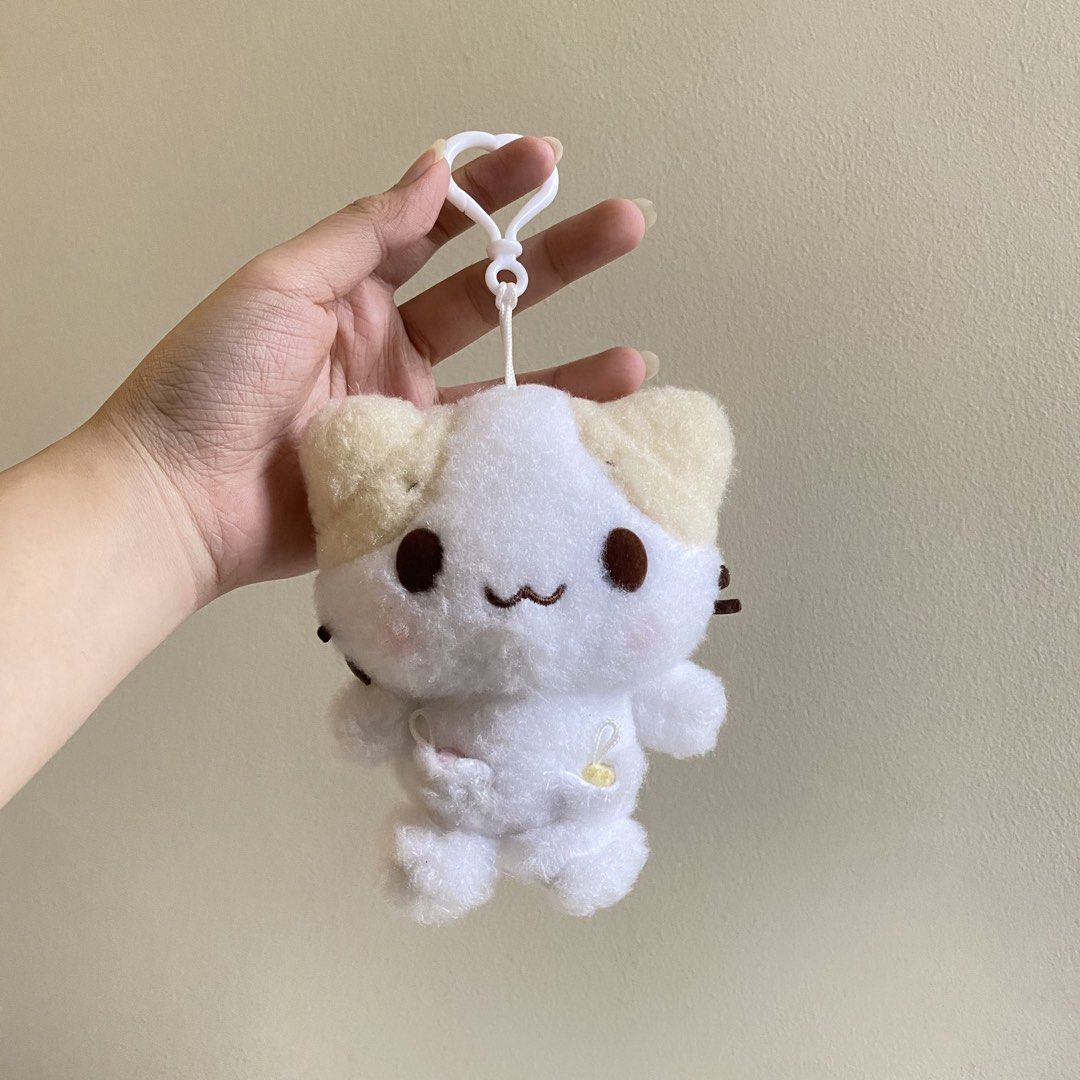 Masyumaro Sanrio Marshmallow Fluffy Cat Plush Macot Keychain (Category: Plushies & Soft Toys) located in San Pedro. Submitted by jellybean.co (Listing ID 1467226841, Image 1). Description: .