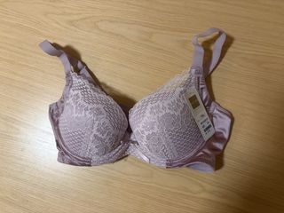 （分類：）位於 。 由 sa9876 提交（商品編號 1467313063，圖片 1）。簡介： 。