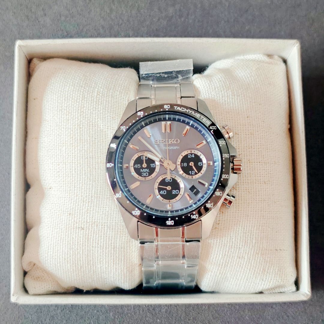 SBTR027 Ice Blue Dial (Category: Jewelry) located in San Juan City. Submitted by junaid.tagoii (Listing ID 1467241750, Image 1). Description: Condition: Brandnew Case Diameter: 39.8mm Movement: Quartz 3 Years Warranty Location: Greenhills Shopping Center | Cainta Meet-ups available within Metro Manila & nearby areas Money-back guarantee if proven fake.