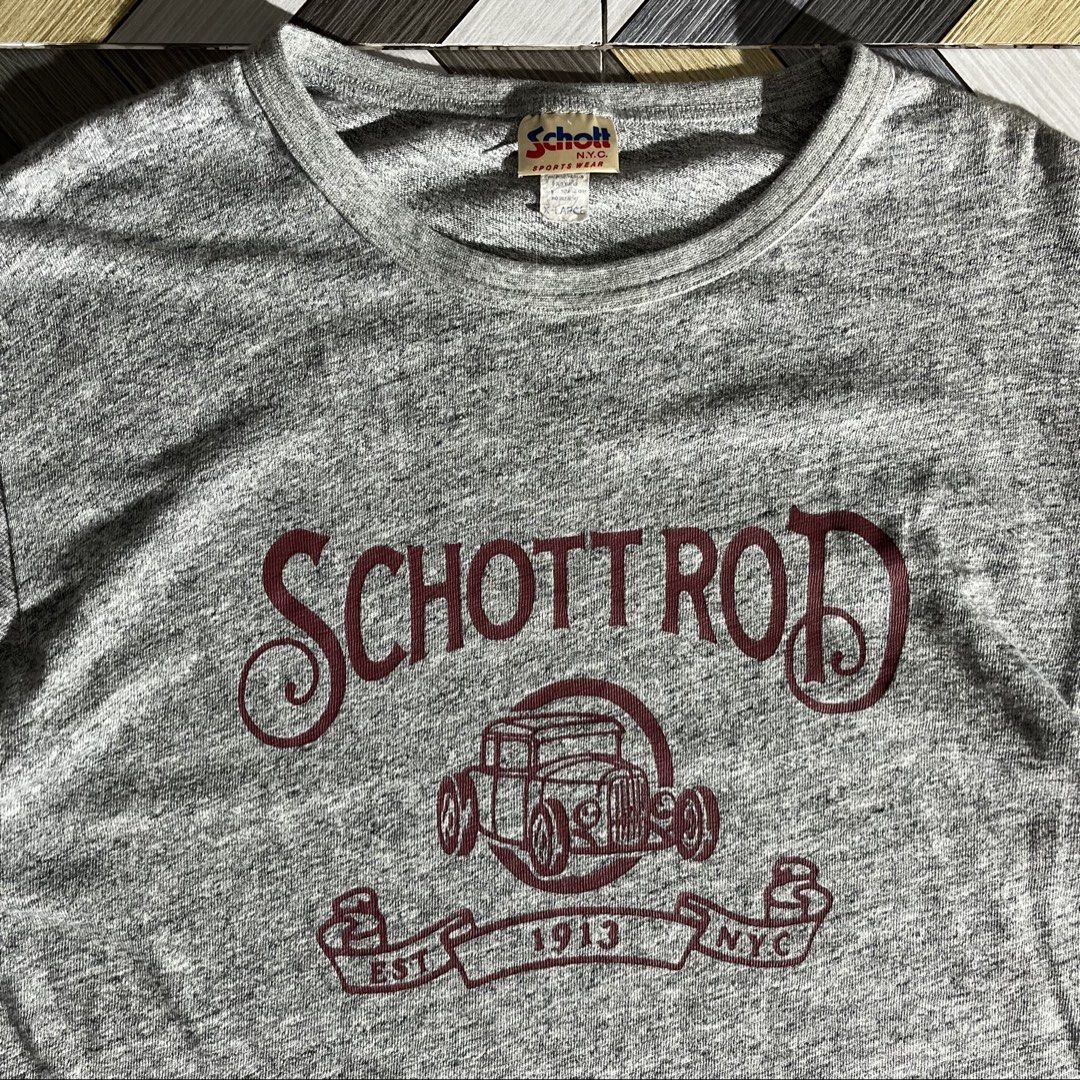SCHOTT BROS. Loopwheel T-Shirt (Category: Tshirts & Polo Shirts ) located in Daraga. Submitted by th3cliquejunks (Listing ID 1467203131, Image 2). Description: SCHOTT BROS. Loopwheel T-Shirt Tagged Size: XLARGE Condition: 9.5/10 No major flaw Measurement: Pit to pit: 22.5” Length: 29” - 1,580 Dm!.