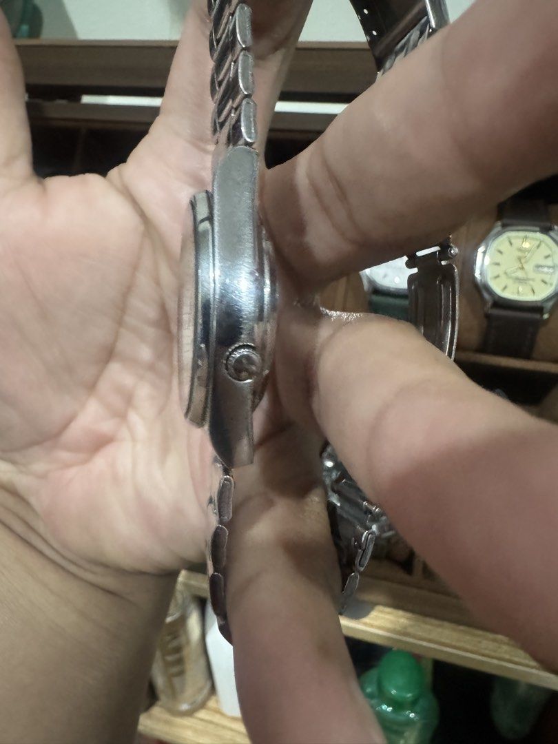 Seiko 5 “SKZ689K1” Railway (Category: Men's Watches) located in Manila. Submitted by basilisk0816 (Listing ID 1467283435, Image 2). Description: A “Made in Japan” 7S36 movement featuring an Arabic day wheel and legible lay-out. Functional, retro and unique. Price is still negotiable. Can do delivery via lbc + shipping, payment first Note: please manage expectations since this is a pre-owned watch, not brand new. Scratches can be seen on the watch